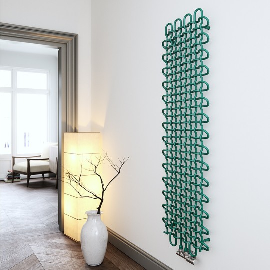 В каталоге нашего интернет-магазина, представлены дизайнерские электрические и водяные полотенцесушителей от бренда «Elite Steel» различных коллекции. 